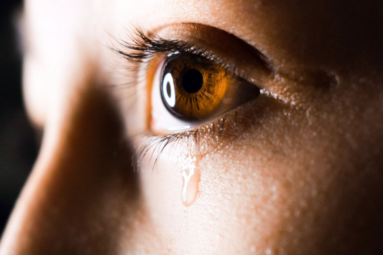 AugenCenter-Selde-Traenende-Augen